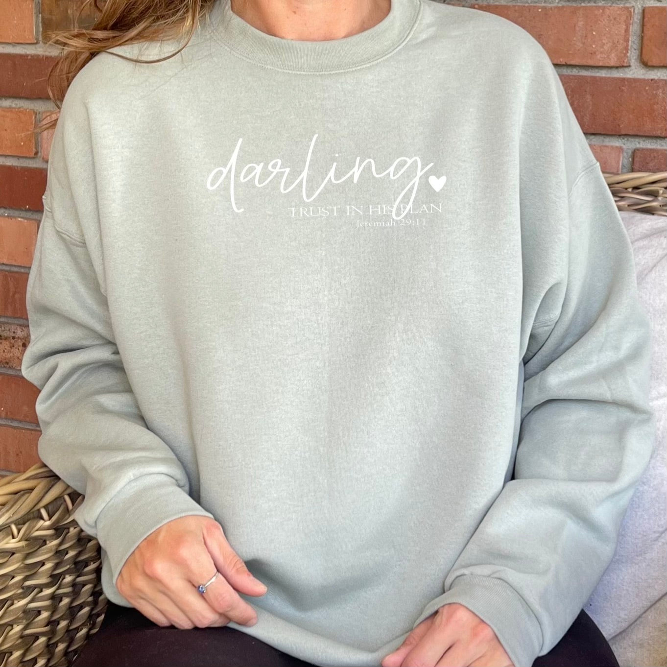 Darling crewneck